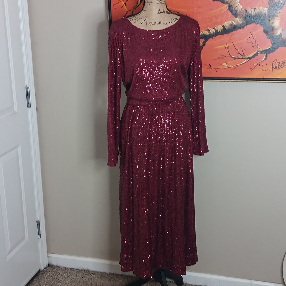 Maggy London Sequin Fit and Flare Midi Dress Size 16